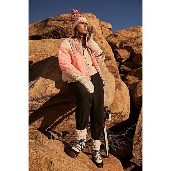 Free People x FP Movement Landscape View Ski Coat
MSRP $398 Large - Picture 6 of 7